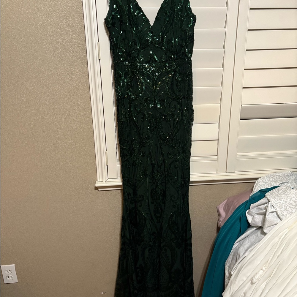 Elegant Green Evening Gown